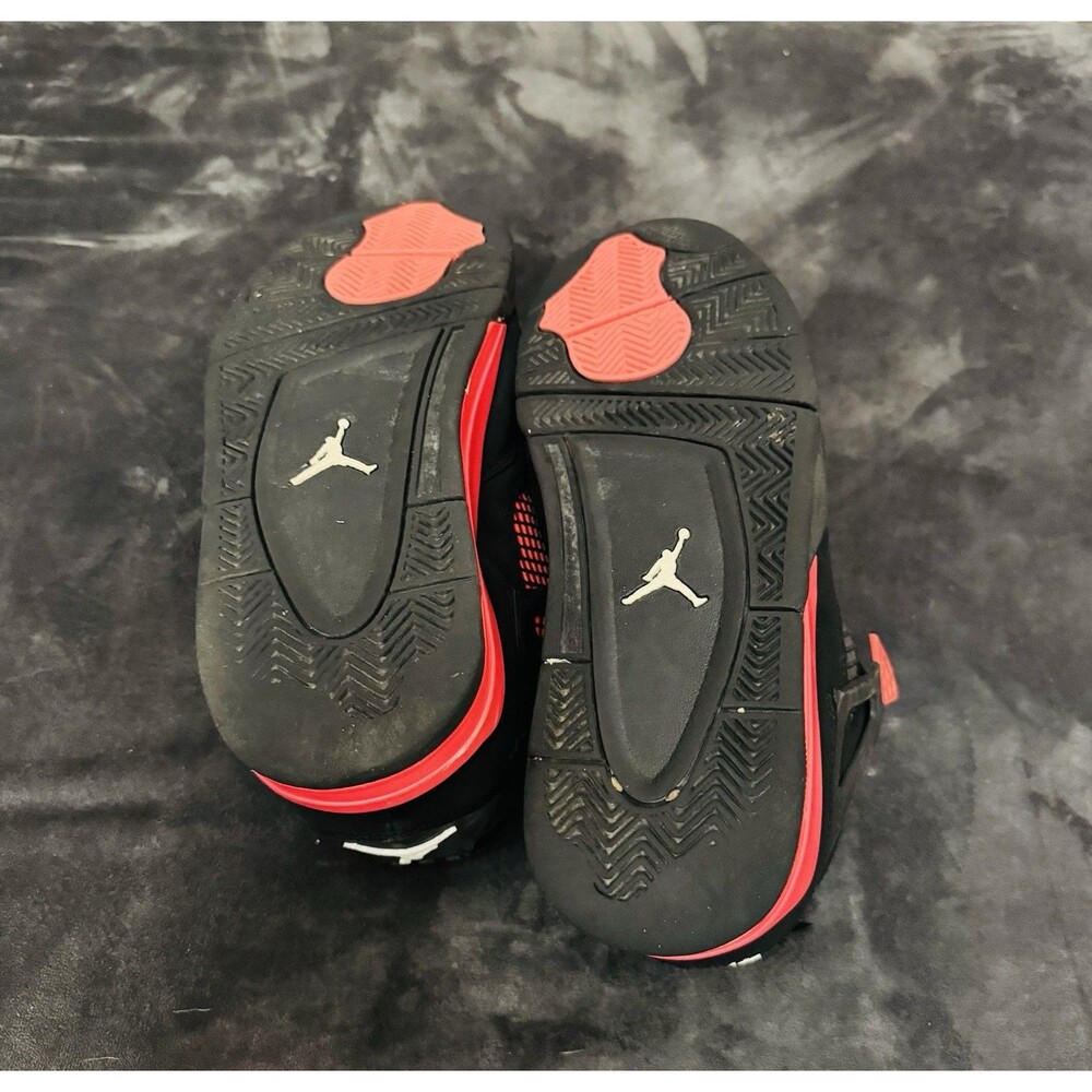 Size 10.5 - Nike Air Jordan 4 Retro-Mid Red Thunder-Fair Condition - Picture 5 of 6